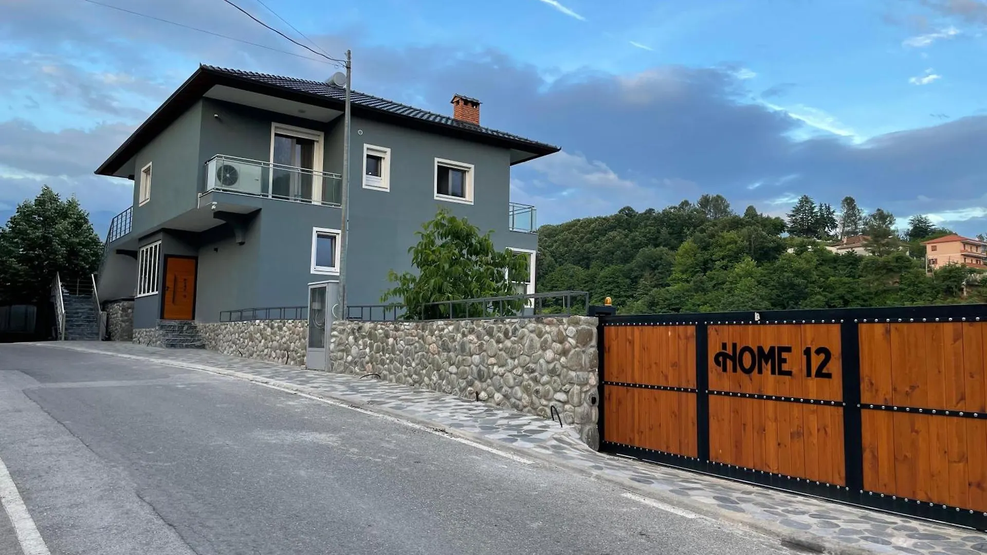 Home 12 Librazhd 0*,  Albania